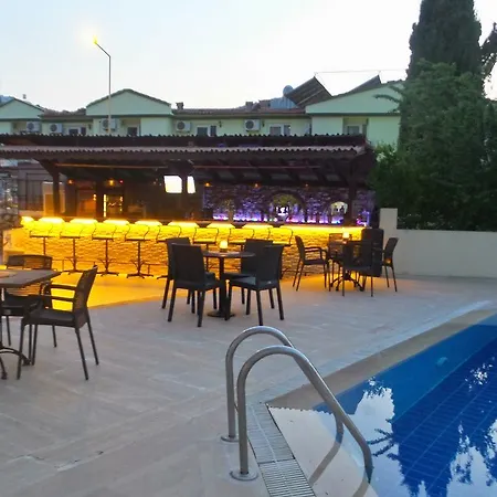 Unlu 2* Олудениз